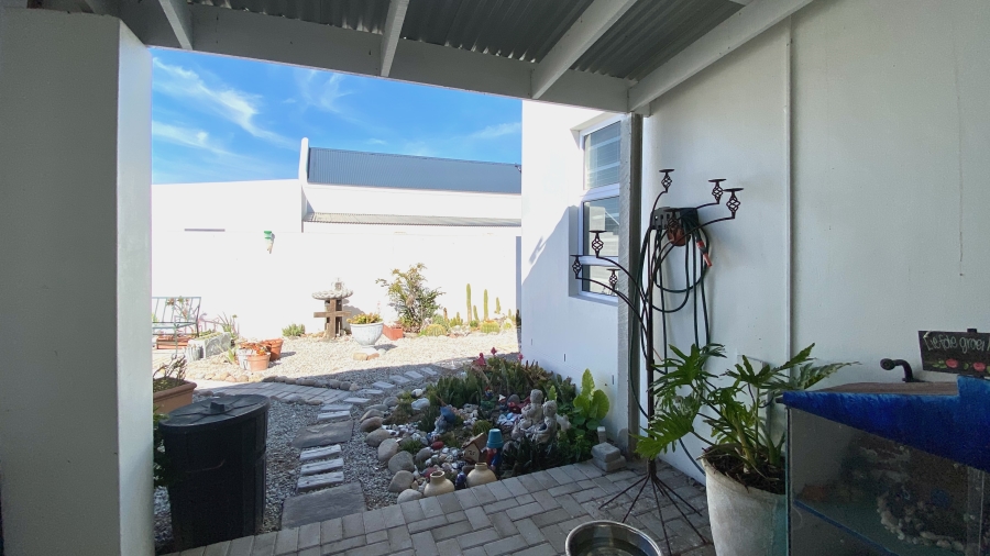 4 Bedroom Property for Sale in Dwarskersbos Western Cape
